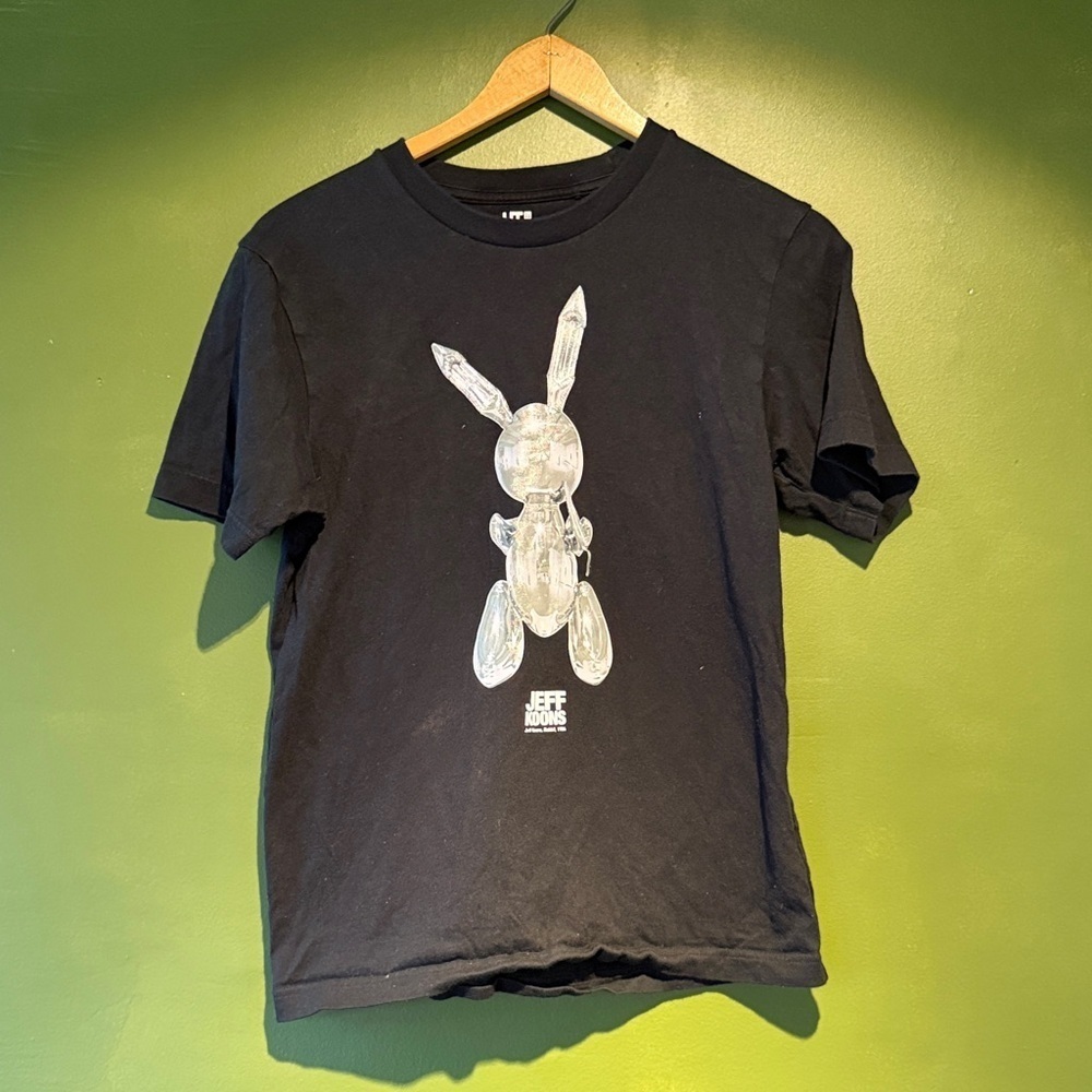 Uniqlo x Jeff Koons Black T-Shirt with Rabbit Graphic